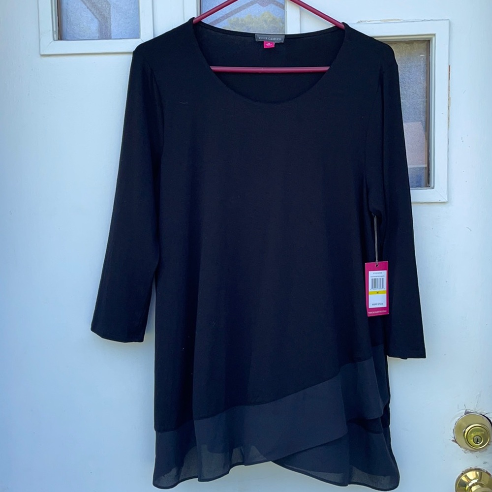 NWT Vince Camino black top sz med